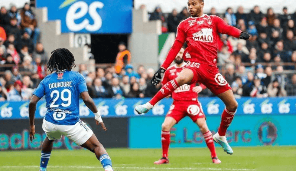 赛前速览:夏季联赛抢七大战利雅得新月对阵巴黎圣日耳曼,三大看点值得期待的简单介绍 赛前速览:夏季联赛抢七大战利雅得新月对阵巴黎圣日耳曼,三大看点值得期待的简单介绍