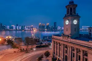 武汉三镇士气爆棚,温网八强战遇上曼城,目标明确直指晋级(武汉三镇队取得主场四连胜) 武汉三镇士气爆棚,温网八强战遇上曼城,目标明确直指晋级(武汉三镇队取得主场四连胜)