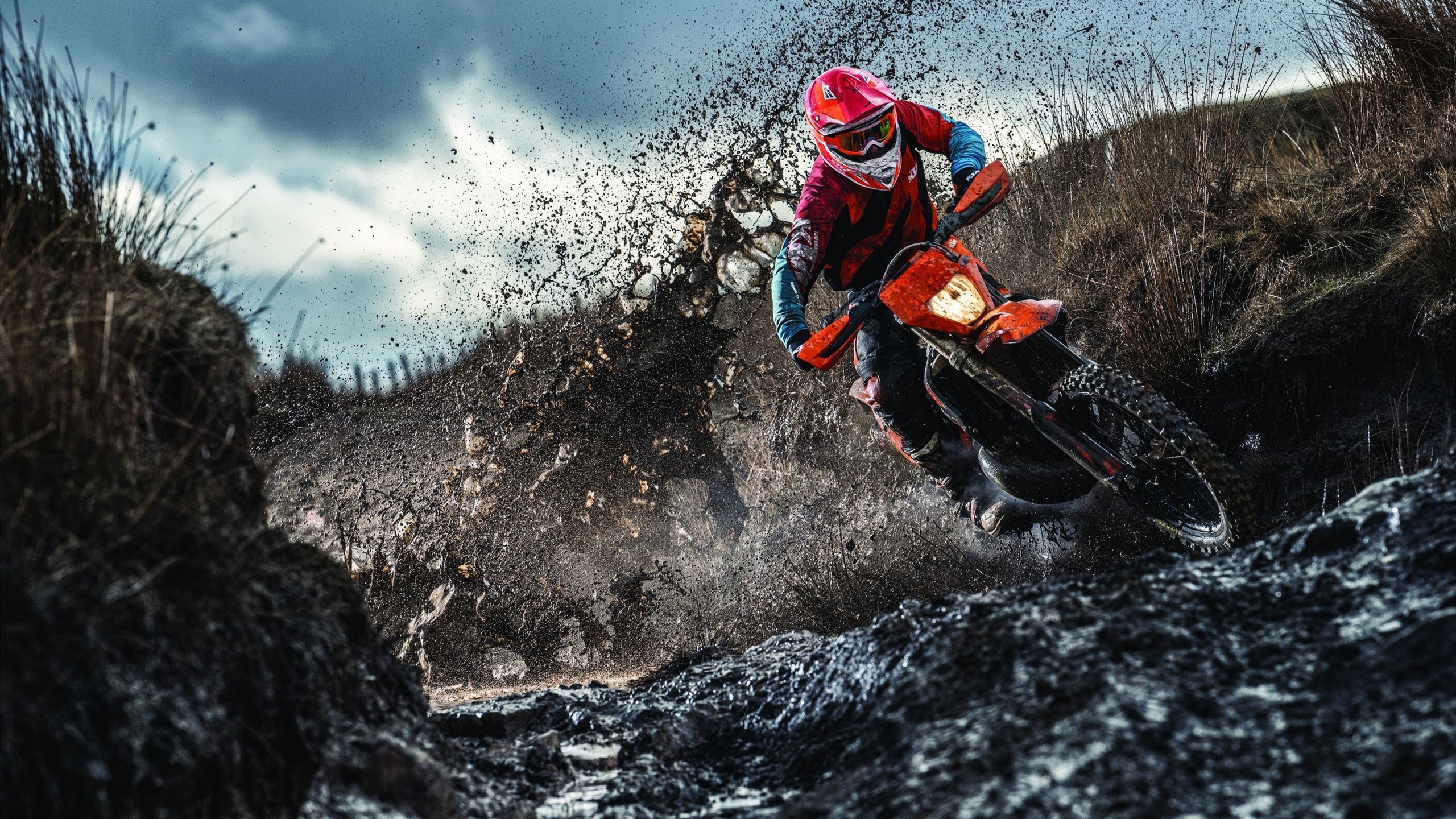 孙铭徽状态火爆，欧联杯次回合对阵金州勇士，洛杉矶快船力争连胜的简单介绍