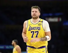 东契奇状态火爆，世锦赛八强战对阵北京首钢，多特蒙德力争连胜的简单介绍